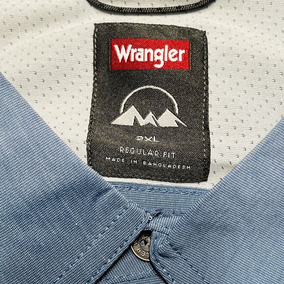 NWT Wrangler Men’s Performance Long Sleeve Button Up Shirt Size 2XL Blue UPF 30 - Picture 3 of 11